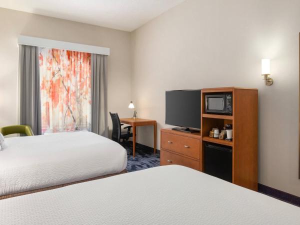 Fairfield Inn & Suites Jacksonville West/Chaffee Point : photo 4 de la chambre chambre avec 2 grands lits queen-size 