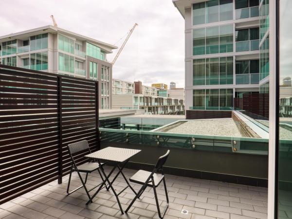 Marsden Viaduct Hotel : photo 3 de la chambre chambre lit king-size deluxe avec balcon