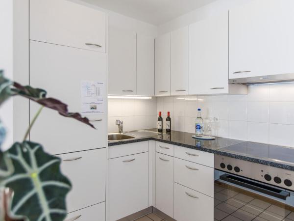 Tertianum Residenza Al Lido - Appartements & Restaurant : photo 3 de la chambre appartement 1 chambre avec cuisine