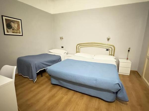 PICCOLO HOTEL Con Access ZTL !!! Ɲel Ƈentro Storico di Ƒirenze !!! : photo 4 de la chambre chambre triple standard
