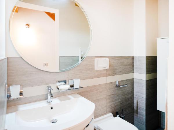 Ca' Degli Antichi Giardini Apartments : photo 6 de la chambre appartement supérieur 2 chambres sur 2 Étages avec terrasse 