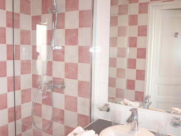 Nice Appart : photo 8 de la chambre studio supérieur - vue sur jardin (3 adultes)