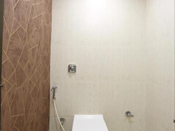 Hotel Crown Near Nesco Center-Oberoi Mall Goregaon East : photo 3 de la chambre chambre double