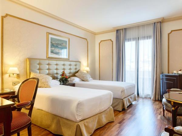 Hotel Roger de Llúria : photo 2 de la chambre chambre double ou lits jumeaux classique
