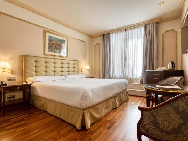 Hotel Roger de Llúria : photo 8 de la chambre chambre double classique avec terrasse privée