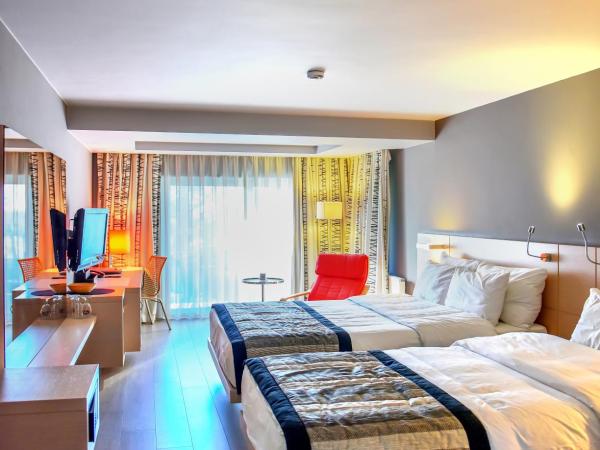 Denizatı Plus Hotel : photo 3 de la chambre chambre double deluxe