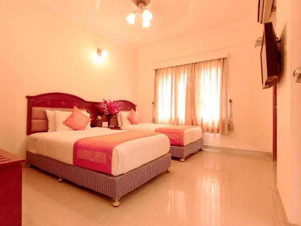 OYO Chevron Orchards Near Snow City : photo 4 de la chambre chambre triple classique