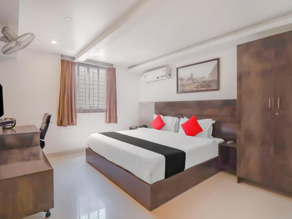 Capital O Hotel Royal Galaxy Finesse Near Phoenix Marketcity : photo 1 de la chambre chambre triple classique