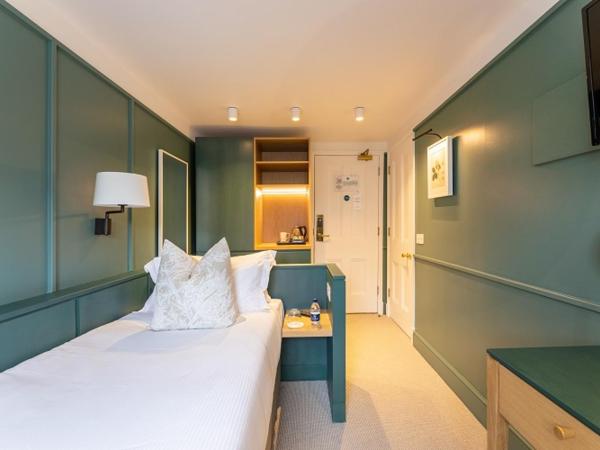 The Goodenough Hotel London : photo 2 de la chambre chambre simple - vue sur jardin