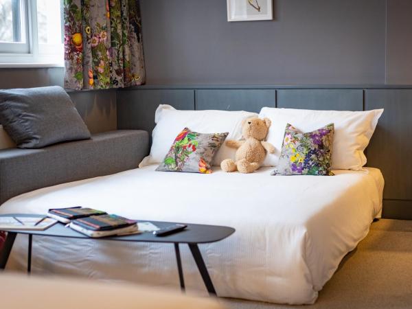 The Goodenough Hotel London : photo 4 de la chambre chambre familiale avec vue sur la cour