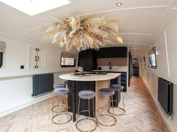 The Vätten Hüs Luxury Boat : photo 3 de la chambre mobile home