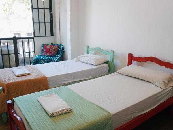 Hostel Posada Juan Ignacio : photo 3 de la chambre lit simple en dortoir