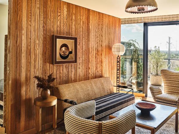 Austin Proper Hotel, a Member of Design Hotels : photo 2 de la chambre suite lit king-size avec balcon