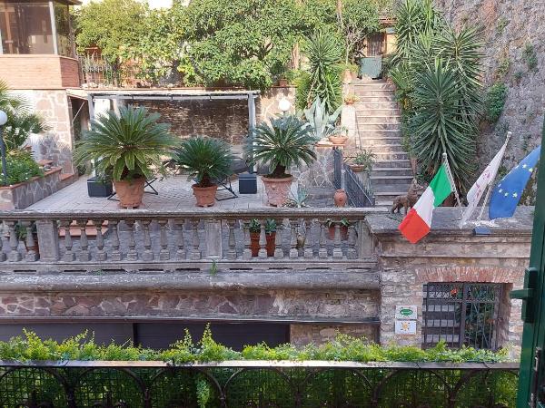 Glam Resort Villa Maria Luigia : photo 1 de la chambre suite familiale avec balcon – annexe