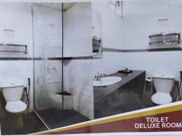 Shah's Beach Resort Melaka : photo 7 de la chambre deluxe chalet (twin/king)