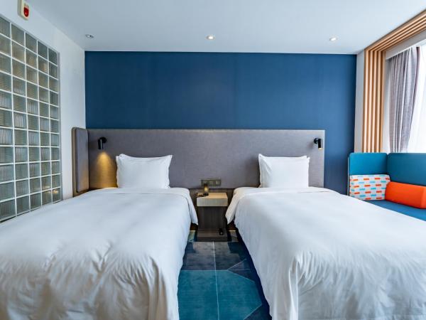 Holiday Inn Express Shanghai Jinqiao Central, an IHG Hotel : photo 1 de la chambre chambre lits jumeaux supérieure