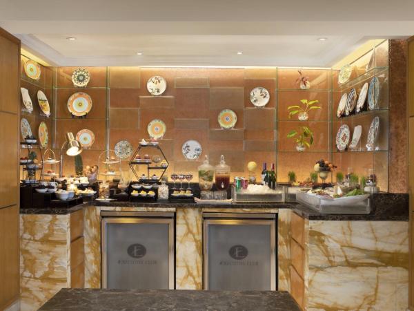 Hotel Ciputra Jakarta managed by Swiss-Belhotel International : photo 3 de la chambre cabana suite room