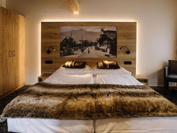 Hotel PINTE : photo 1 de la chambre chambre double