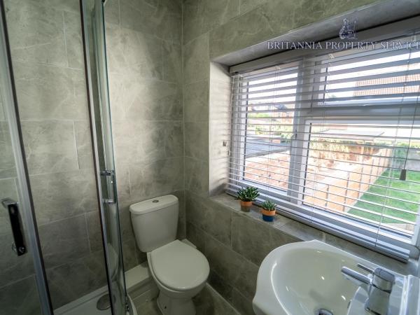 FREE PARKING Cosy Studios close to city and QE and UOB! : photo 10 de la chambre studio