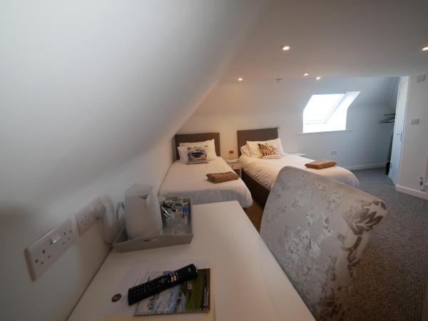 The Gather Inn : photo 8 de la chambre chambre triple avec douche