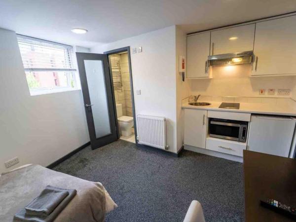 STAY SA Equipped Studios 10 mins from City centre and next to UOB! : photo 3 de la chambre studio