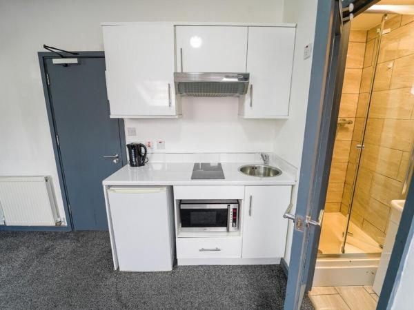 STAY SA Equipped Studios 10 mins from City centre and next to UOB! : photo 6 de la chambre studio deluxe