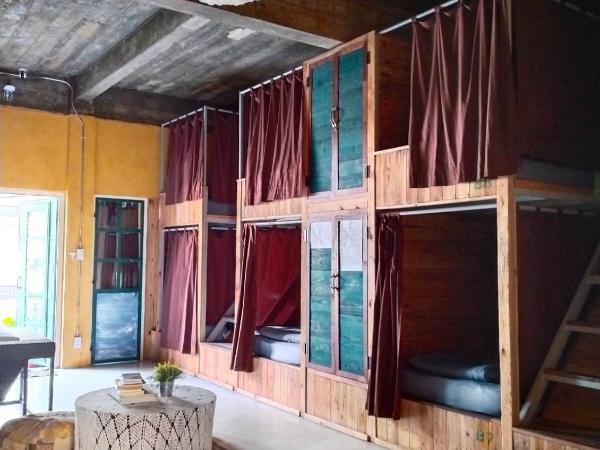 Time Sabai 32 : photo 3 de la chambre lit simple en dortoir