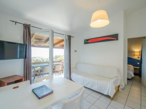 Hotel Les Hauts de Porto-Vecchio : photo 5 de la chambre villa premium junior avec terrasse - vue sur mer