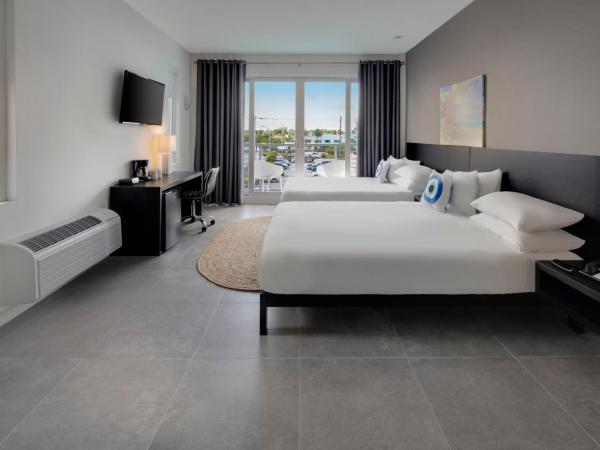 MB Hotel, Trademark Collection by Wyndham : photo 3 de la chambre junior suite with two queen beds with balcony and city view - non-smoking
