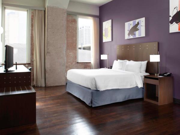 Fairfield Inn & Suites by Marriott Dallas Downtown : photo 2 de la chambre chambre lit king-size