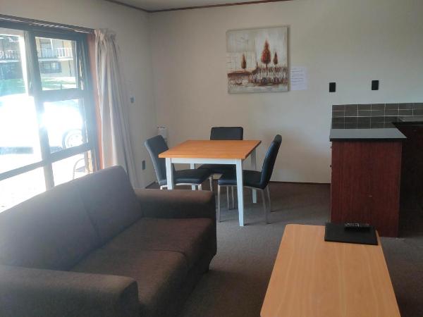 Half Moon Bay Motel : photo 2 de la chambre appartement - vue sur mer