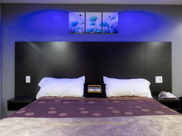 Downtowner Inns - Houston Downtown & Convention Center : photo 6 de la chambre chambre lit king-size