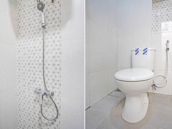 OYO 92435 Sunlo Cozy Home Family Homestay Syariah : photo 8 de la chambre chambre lits jumeaux supérieure