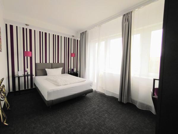 Les Nations : photo 4 de la chambre chambre simple confort avec balcon