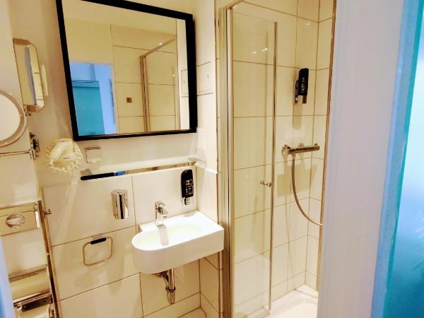 Les Nations : photo 8 de la chambre chambre simple standard