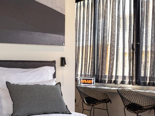 Koniama Acropolis : photo 7 de la chambre suite acropole avec bain à remous