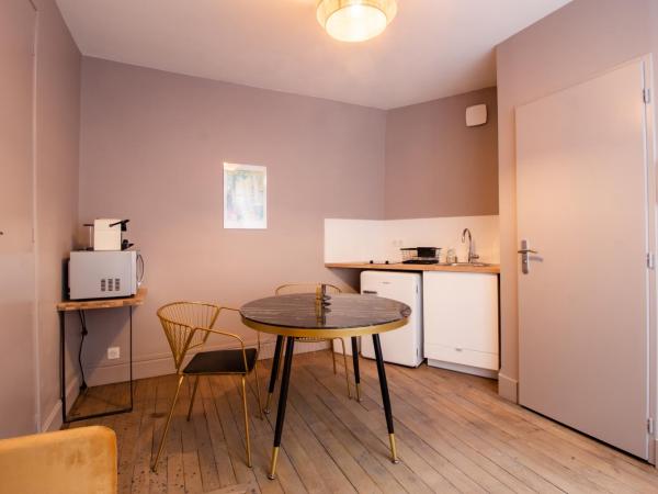 LE COURSARLON : photo 5 de la chambre appartement