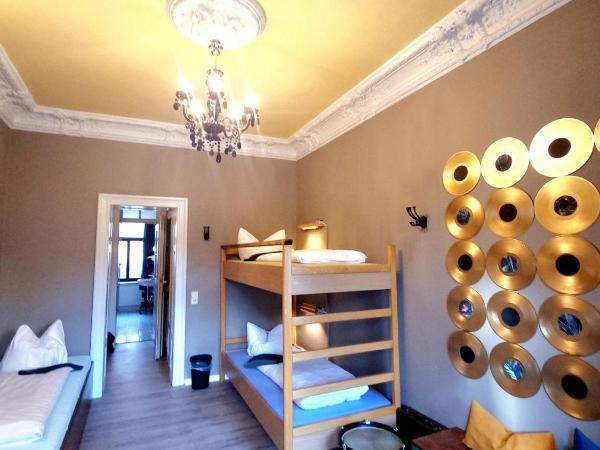 Hostel Lollis Homestay Dresden : photo 4 de la chambre lit dans dortoir de 8 lits 