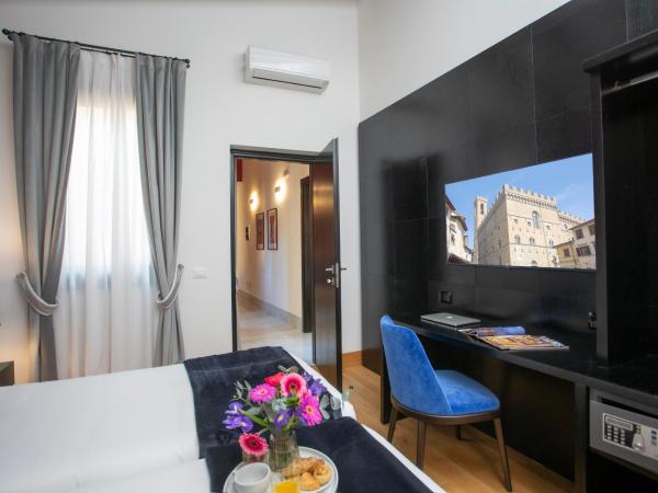 Casual Rinascimento Firenze : photo 8 de la chambre suite avec terrasse