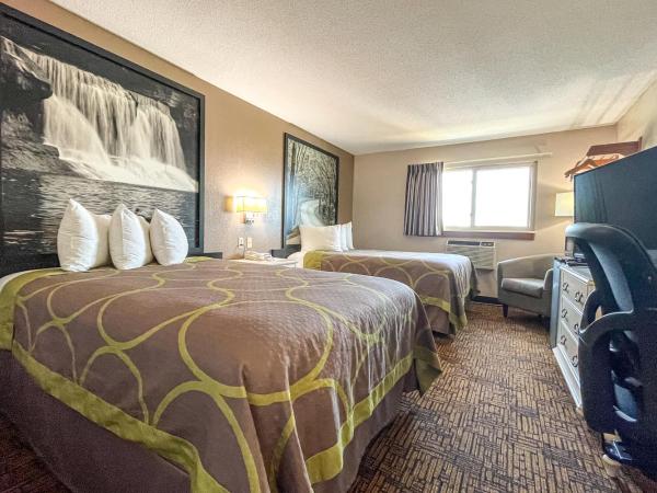 Super 8 by Wyndham Indianapolis Emerson : photo 3 de la chambre chambre double avec 2 lits doubles - non-fumeurs