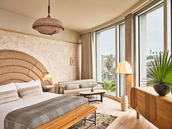 Santa Monica Proper Hotel, a Member of Design Hotels : photo 1 de la chambre suite lit king-size deluxe
