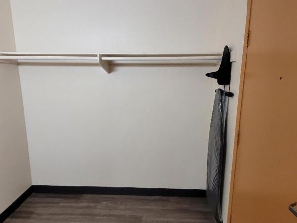 Harvey's Motel SDSU La Mesa San Diego : photo 1 de la chambre chambre lit queen-size deluxe