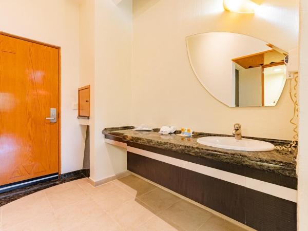 Hotel Pasadena CDMX : photo 7 de la chambre chambre lit king-size standard