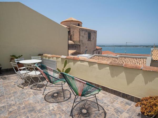 Palazzo Gilistro : photo 6 de la chambre suite junior avec terrasse - vue sur mer