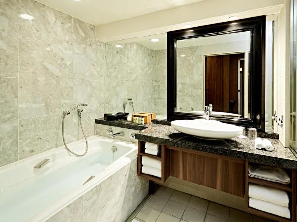 InterContinental Tokyo Bay, an IHG Hotel : photo 8 de la chambre classic twin room japanese lounge access with river view