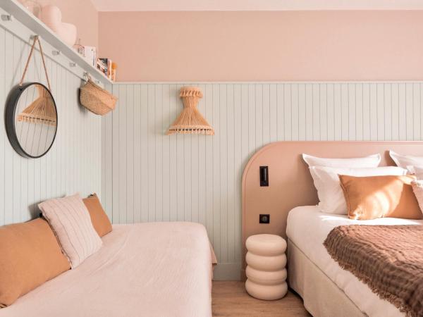 Emeria Dinard Thalasso Spa : photo 6 de la chambre chambre familiale - vue latérale sur mer