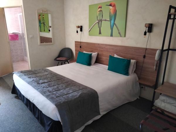 Hotel Au Sans Souci : photo 3 de la chambre chambre double avec douche