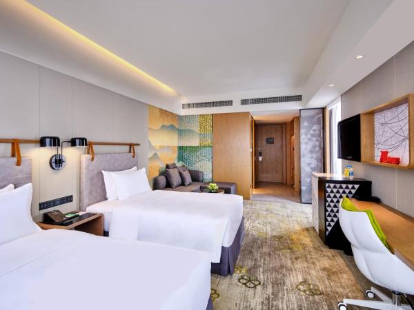 Holiday Inn Guangzhou South Lake, an IHG Hotel-Free Canton Fair Shuttle Bus : photo 2 de la chambre twin beds standard non smoking
