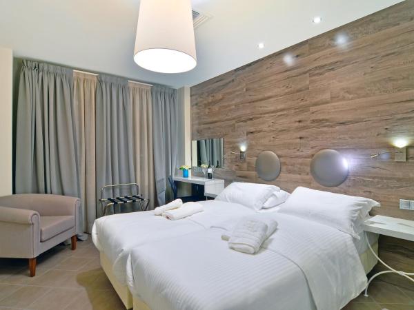 Z Inn Ioannina : photo 10 de la chambre chambre double ou lits jumeaux