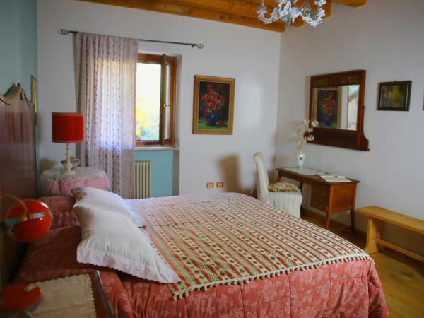 Agriturismo alle Torricelle : photo 3 de la chambre chambre double avec salle de bains privative